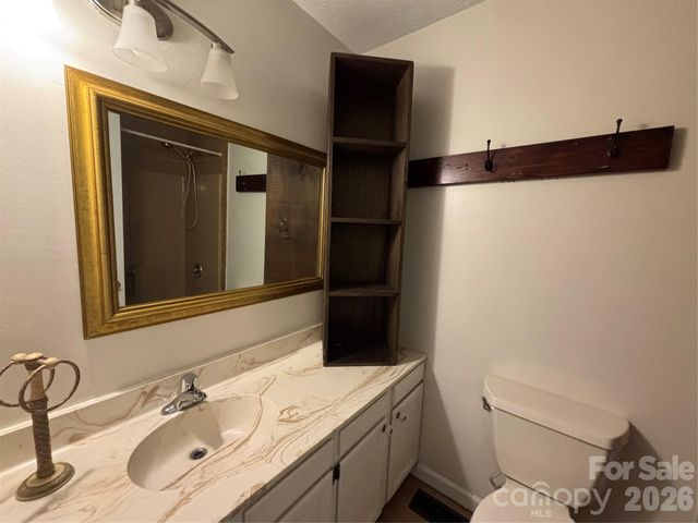 164 Bartlett Street, Asheville, NC 28801