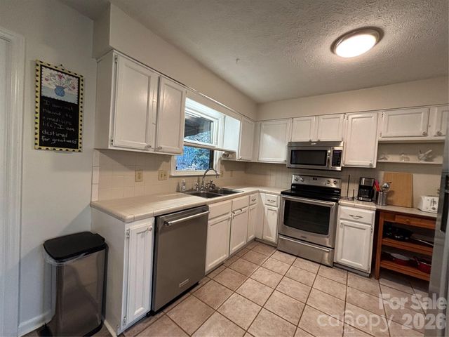 164 Bartlett Street, Asheville, NC 28801