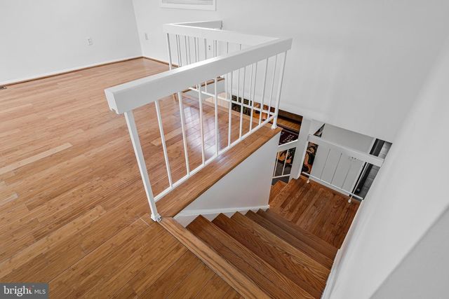 4 PHEASANT RUN CT, Sterling, VA 20164