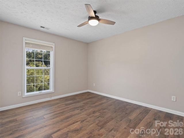 237 Camelot Drive B, Waynesville, NC 28786