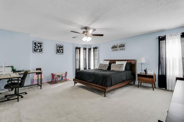 105 Forest Park Lane, Red Oak, TX 75154