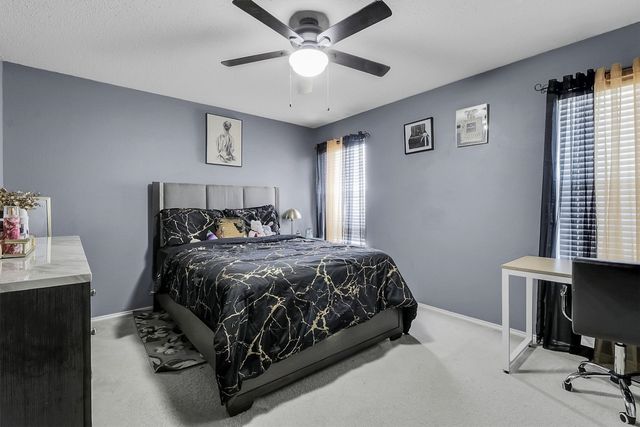 105 Forest Park Lane, Red Oak, TX 75154