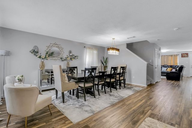 105 Forest Park Lane, Red Oak, TX 75154