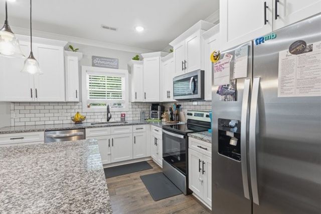 208 15th Ave, E, Springfield, TN 37172