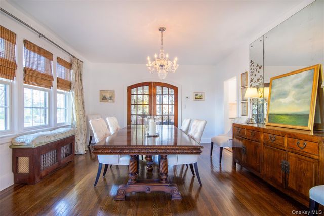 233 Kneeland Avenue, Yonkers, NY 10705