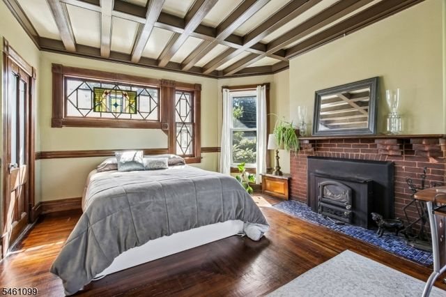 48 Kent Place Blvd, Summit City, NJ 07901