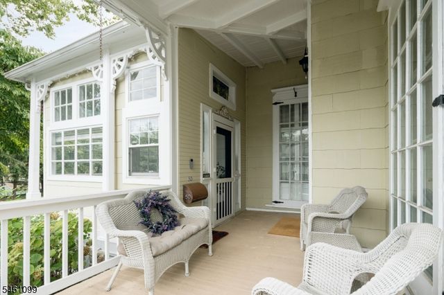 48 Kent Place Blvd, Summit City, NJ 07901