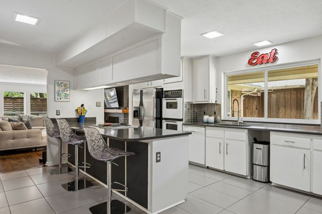 9503 Summerhill Lane, Dallas, TX 75238