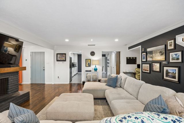 9503 Summerhill Lane, Dallas, TX 75238