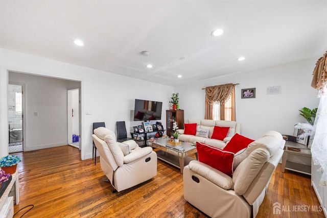720 Charles Street, South Amboy, NJ 08879