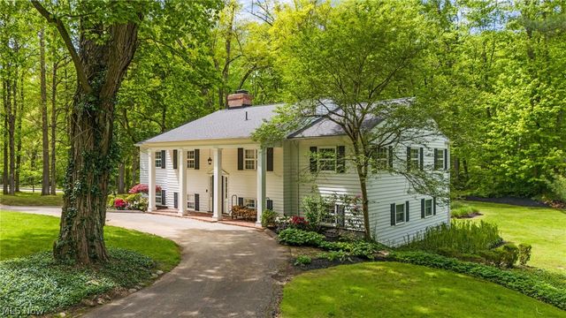 2000 Berkshire Road, Gates Mills, OH 44040