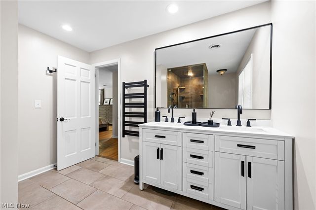 2000 Berkshire Road, Gates Mills, OH 44040