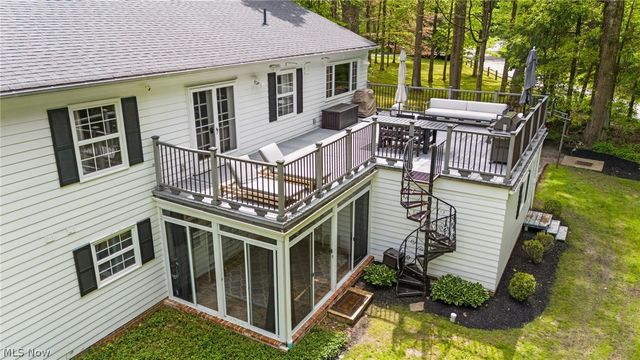 2000 Berkshire Road, Gates Mills, OH 44040