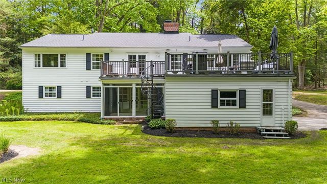 2000 Berkshire Road, Gates Mills, OH 44040