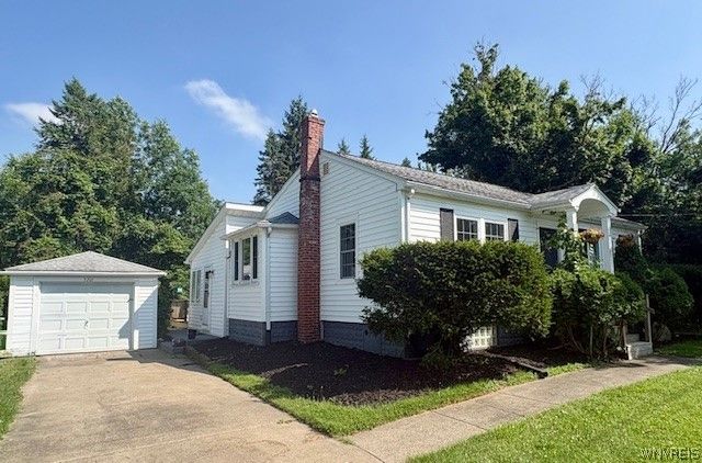 5201 Scranton Road, Hamburg, NY 14075