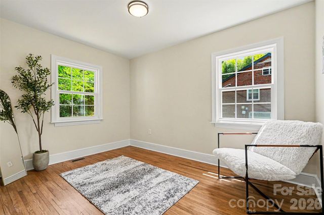4065 Hiddenbrook Drive, Charlotte, NC 28205