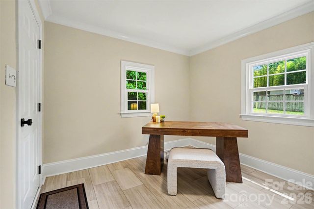 4065 Hiddenbrook Drive, Charlotte, NC 28205