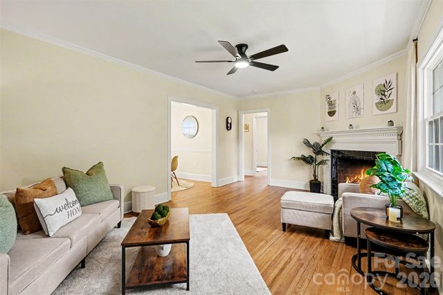 4065 Hiddenbrook Drive, Charlotte, NC 28205