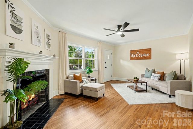 4065 Hiddenbrook Drive, Charlotte, NC 28205