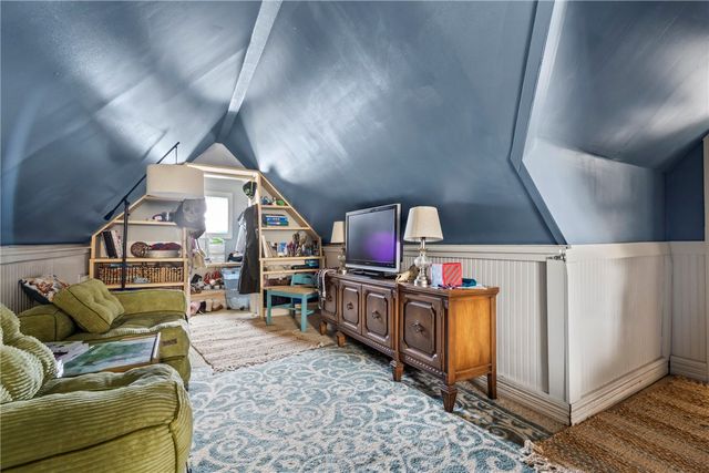 400 Mount Olive Street, Siloam Springs, AR 72761