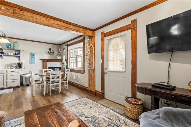 400 Mount Olive Street, Siloam Springs, AR 72761