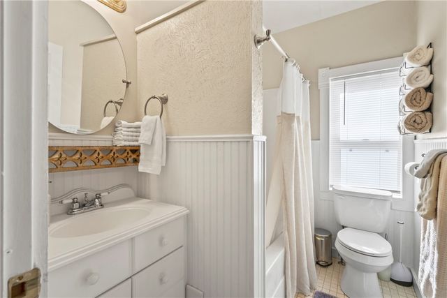 400 Mount Olive Street, Siloam Springs, AR 72761