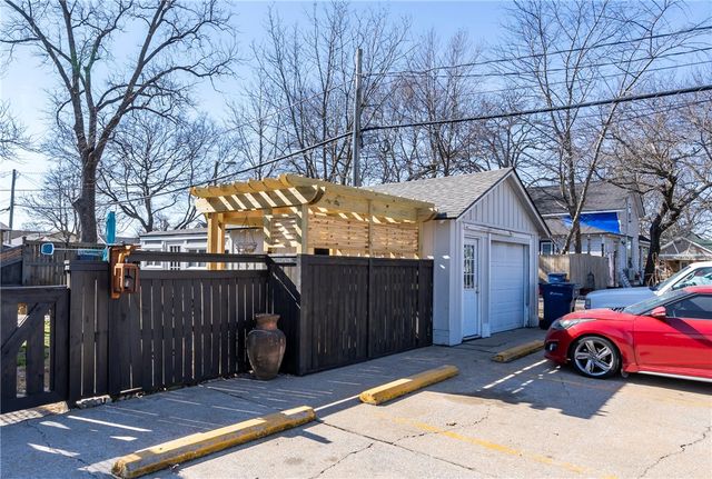 400 Mount Olive Street, Siloam Springs, AR 72761