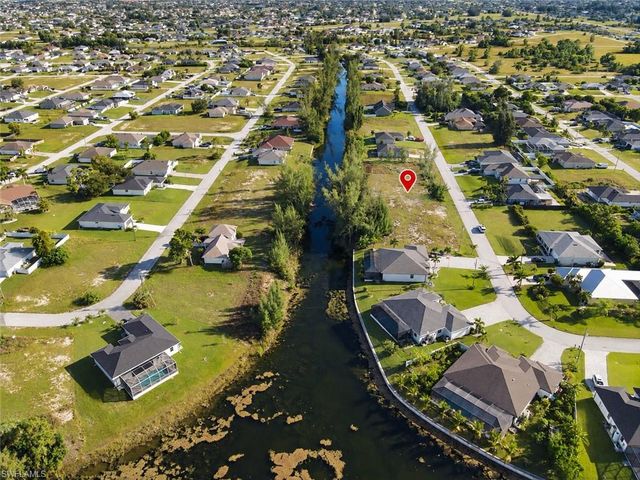 1917 21st PL, Cape Coral, FL 33993