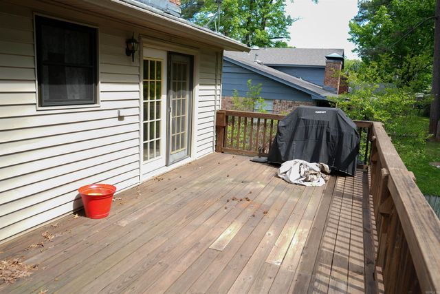 10715 Excalibur Drive, Little Rock, AR 72209