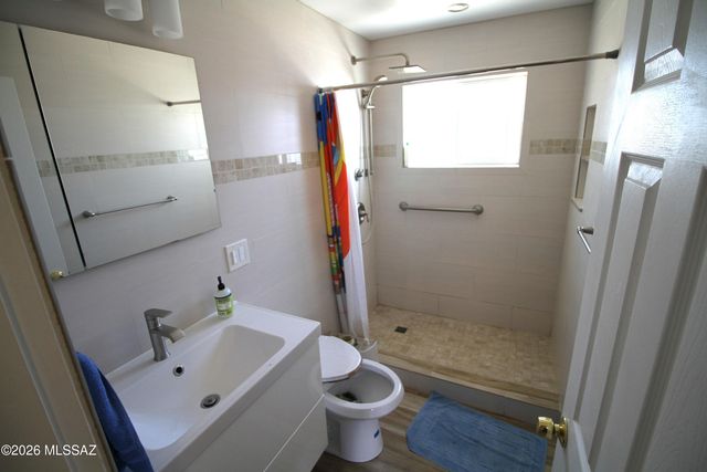 2726 N Baxter Avenue, Tucson, AZ 85716