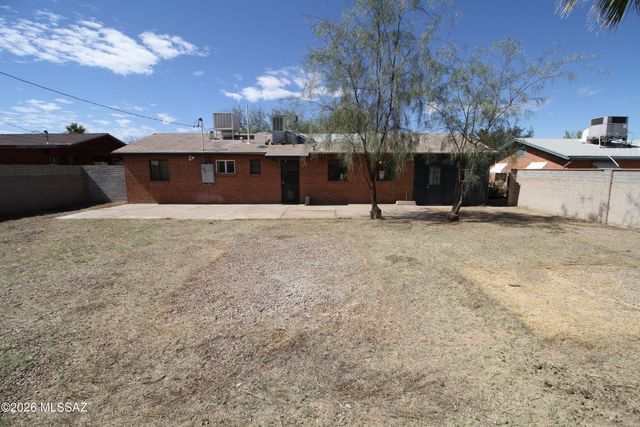 2726 N Baxter Avenue, Tucson, AZ 85716