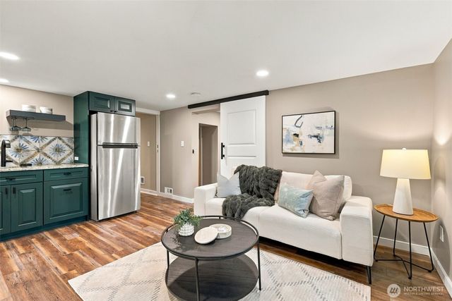 5503 4th Avenue NW, Seattle, WA 98107