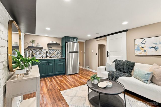 5503 4th Avenue NW, Seattle, WA 98107