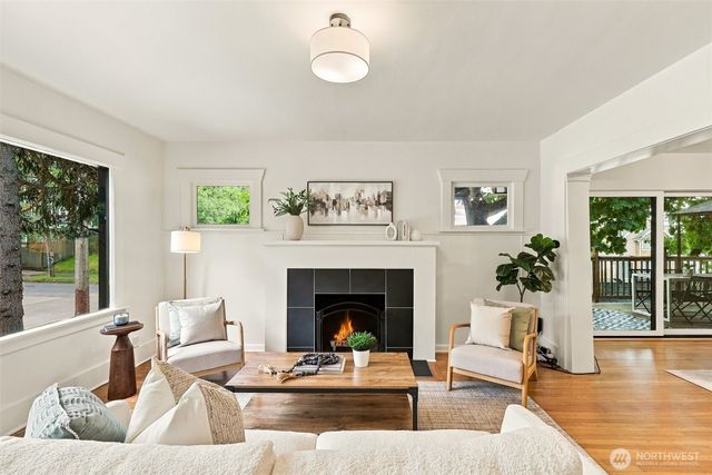 5503 4th Avenue NW, Seattle, WA 98107