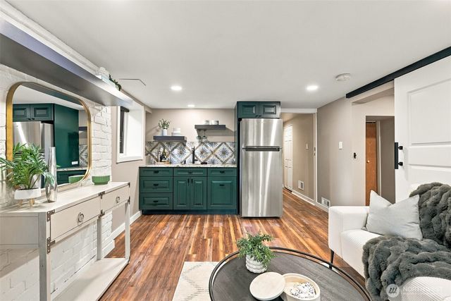 5503 4th Avenue NW, Seattle, WA 98107