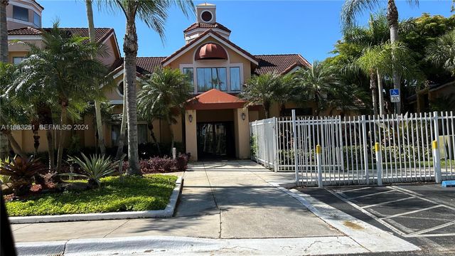 15551 SW 104th Terrace 828, Miami, FL 33196