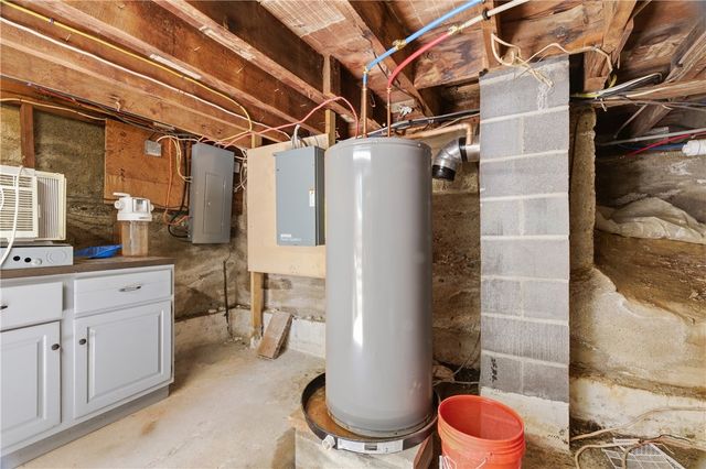 105 William Henry Road, Scituate, RI 02857