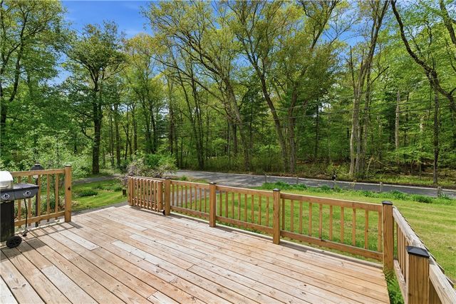 105 William Henry Road, Scituate, RI 02857