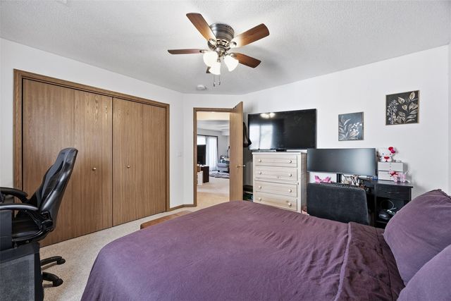 140 Shannon Drive 6, North Liberty, IA 52317