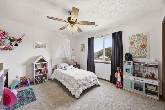 140 Shannon Drive 6, North Liberty, IA 52317