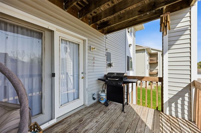 140 Shannon Drive 6, North Liberty, IA 52317