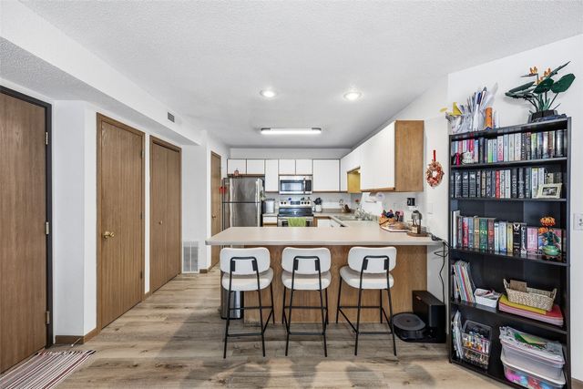 140 Shannon Drive 6, North Liberty, IA 52317