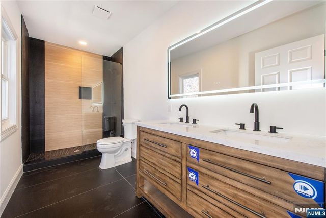 50 Grand Avenue, Ridgefield Park, NJ 07660