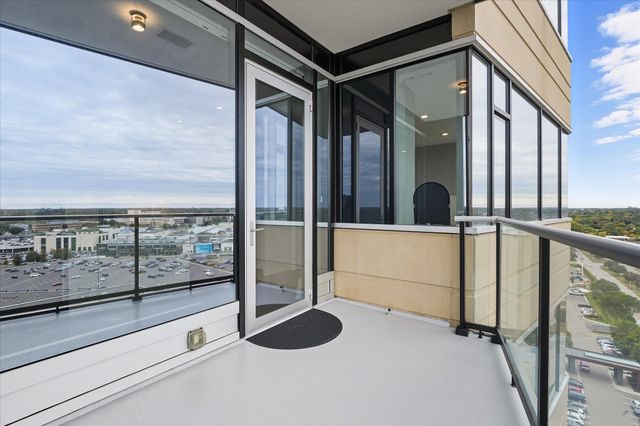 3209 Galleria 1406, Edina, MN 55435