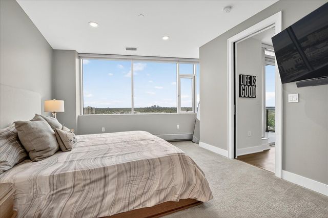 3209 Galleria 1406, Edina, MN 55435