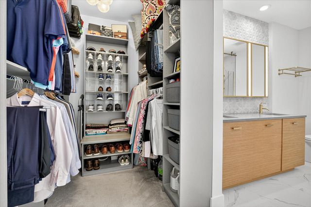 3209 Galleria 1406, Edina, MN 55435