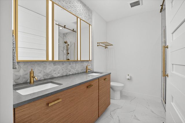 3209 Galleria 1406, Edina, MN 55435