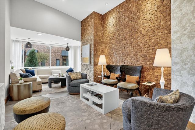 3209 Galleria 1406, Edina, MN 55435