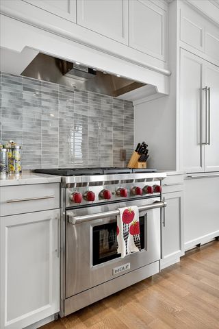 3209 Galleria 1406, Edina, MN 55435