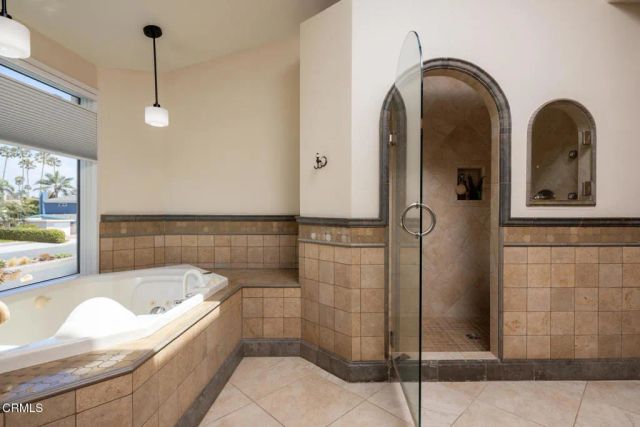 2462 Pierpont Boulevard, Ventura, CA 93001